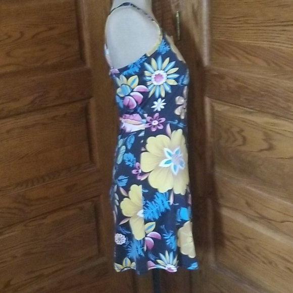 Super cute Hawaian print dress - Picture 2 of 5
